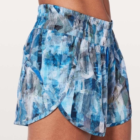 Lululemon RARE Tracker Short V * 4" Sun Dazed Multi Blue - Picture 4 of 12